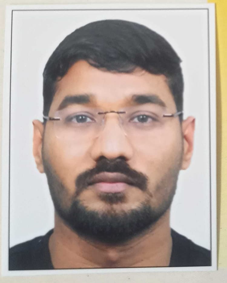 Giridih News: यूट्यूब से की तैयारी, दीपक को पहले प्रयास में मिली सफलता