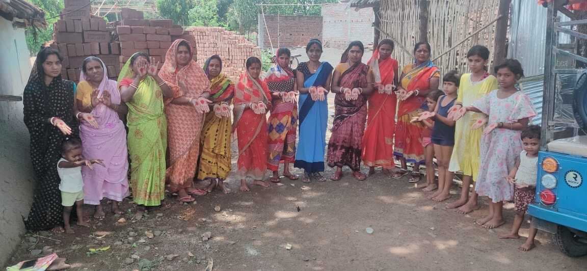 महिलाओं को माहवारी सुरक्षा प्रबंधन की दी गयी जानकारी