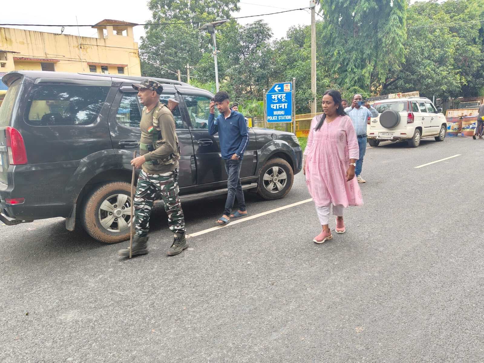 मुरहू में वाहन जांच अभियान, 14 वाहन चालकों पर जुर्माना