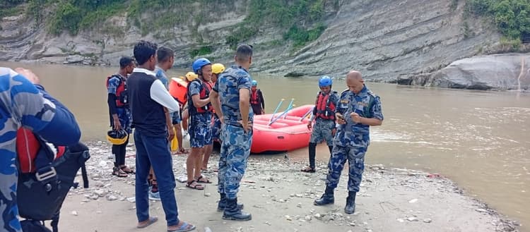 Sitamarhi : नेपाल के रौतहट में जलबोझी के दौरान सोनबरसा के दो कांवरिया डूबे, एक की मौत, दूसरा लापता