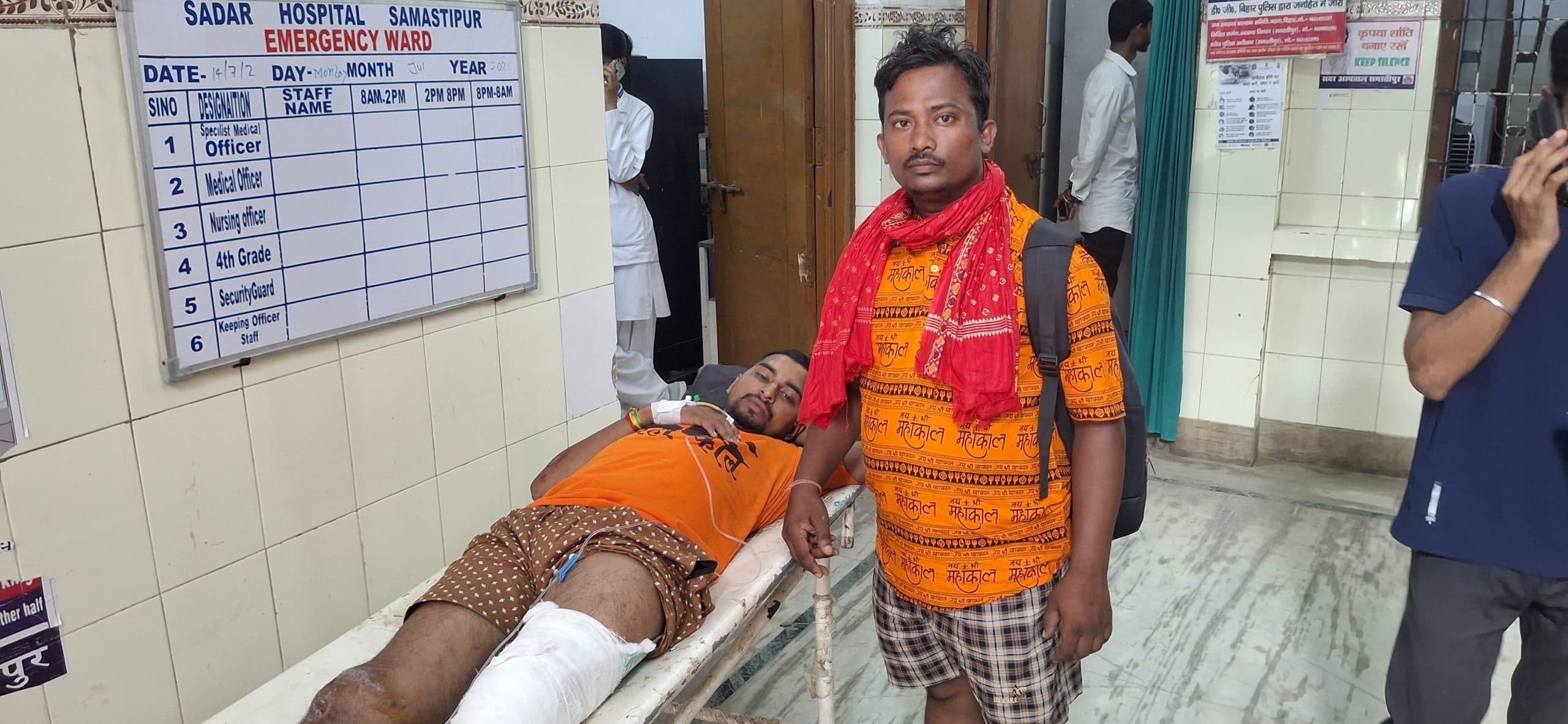 ट्रक की ठोकर से कांवरिया जख्मी