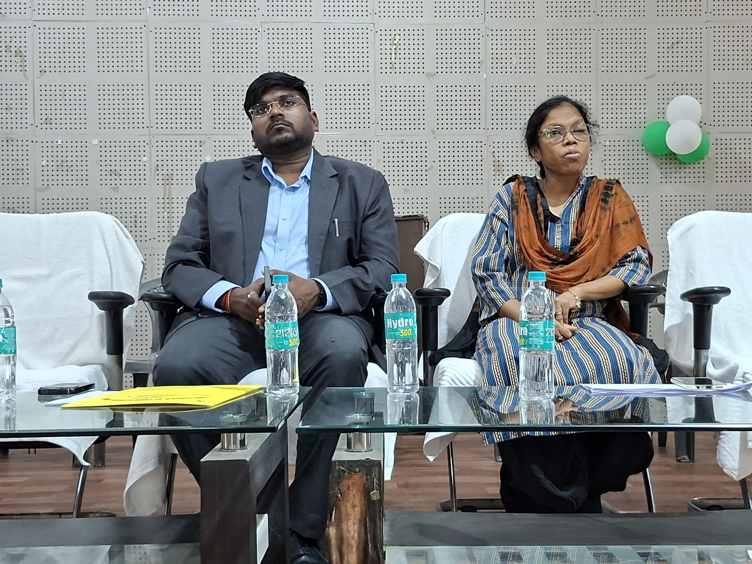 बूथों के जिओ फेंसिंग व नजरी नक्शा के प्रगति की हुई समीक्षा