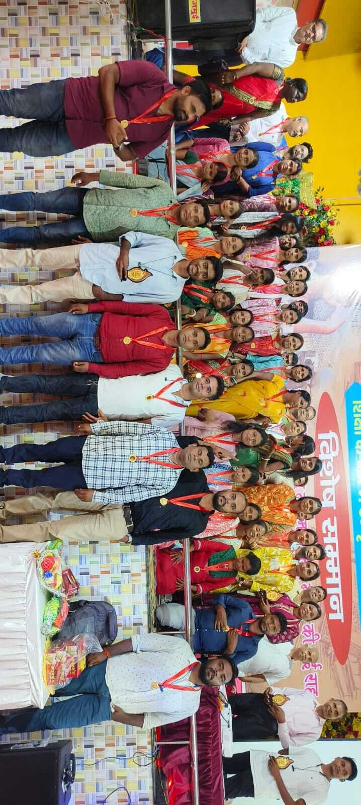 शिक्षा के क्षेत्र में उत्कृष्ट कार्य करने वालों को मिला भोला मांझी शिक्षा सम्मान