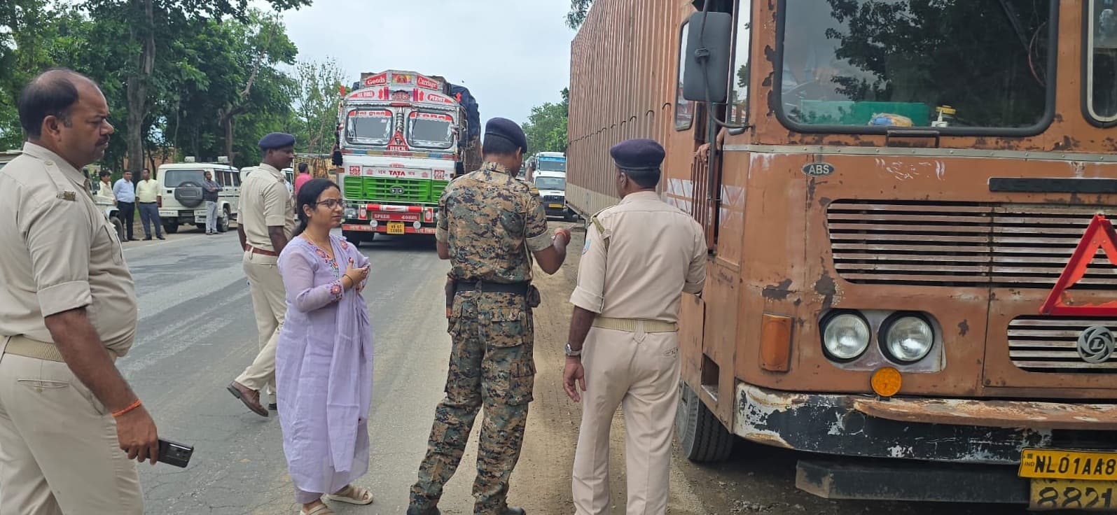 Bokaro News : आठ वाहनों से वसूला 1.12 लाख रुपेय जुर्माना