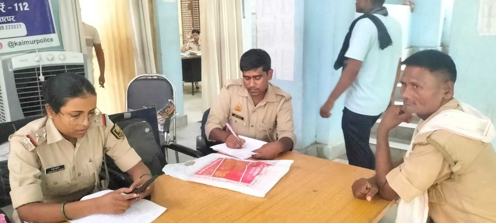 प्रमुख प्रतिनिधि का आपराधिक इतिहास जानने के लिए चंदौली पुलिस पहुंची भभुआ