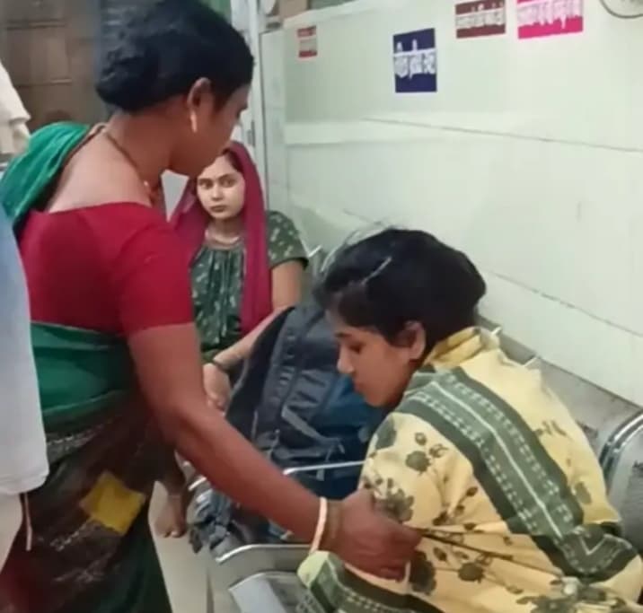 Samastipur News:अमरनाथ एक्सप्रेस में महिला ने बच्चे को दिया जन्म, मिली मेडिकल सुविधा