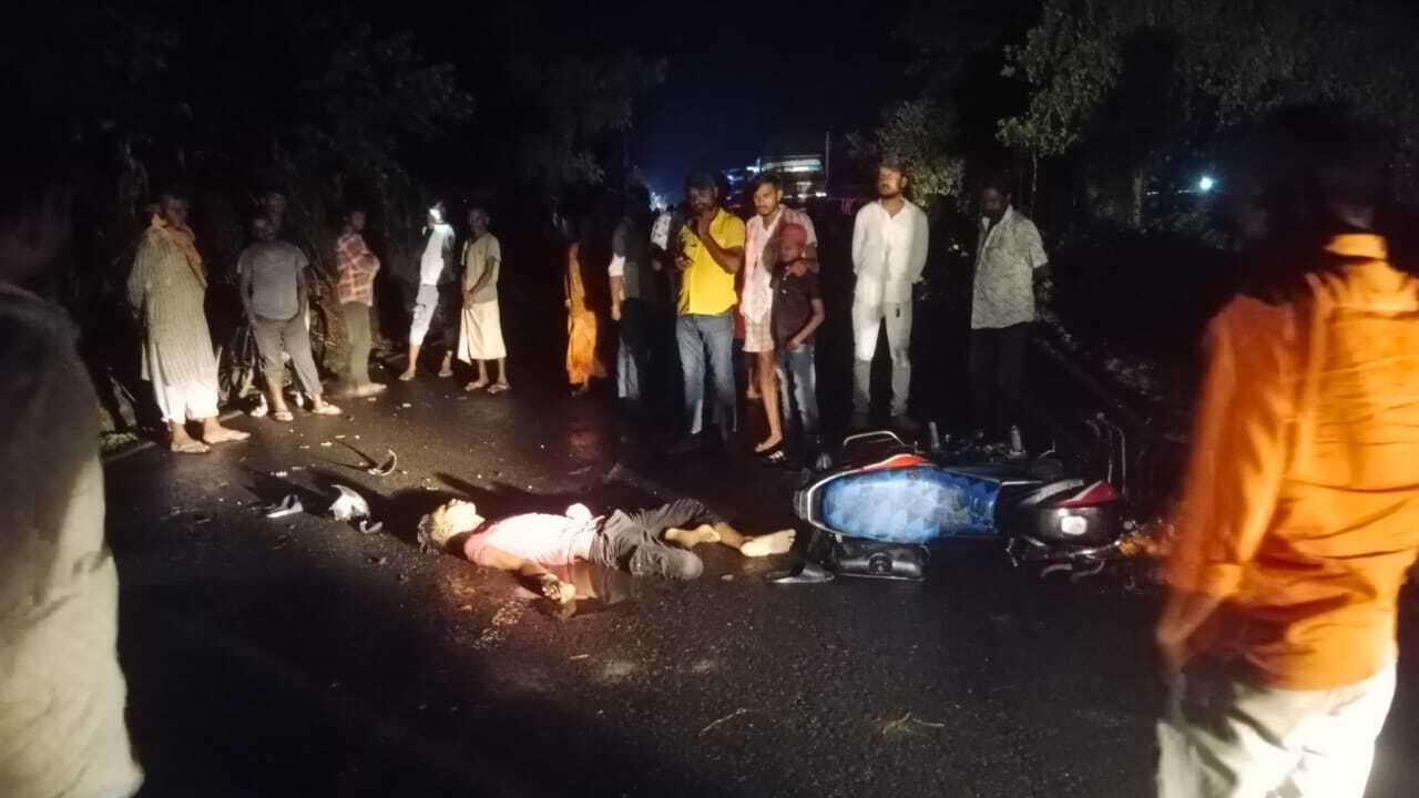 अलग-अलग जगहों पर हुए सड़क हादसों में दो की मौत