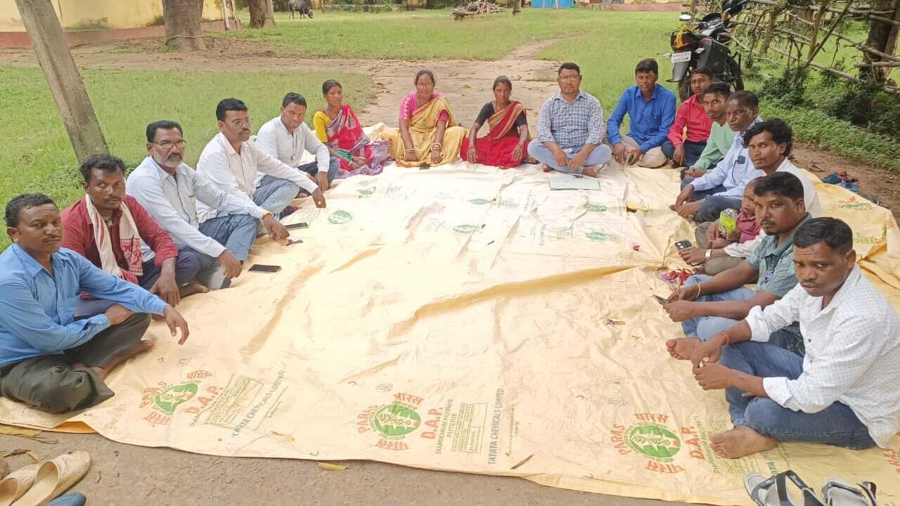 नाला में नौ अगस्त को विश्व आदिवासी मनाने का लिया गया निर्णय