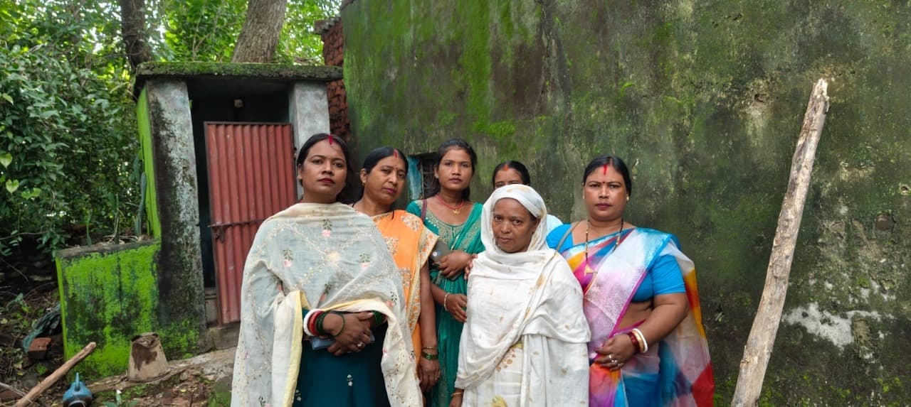 बारिश से मकान क्षतिग्रस्त, पीड़िता ने मांगी मदद