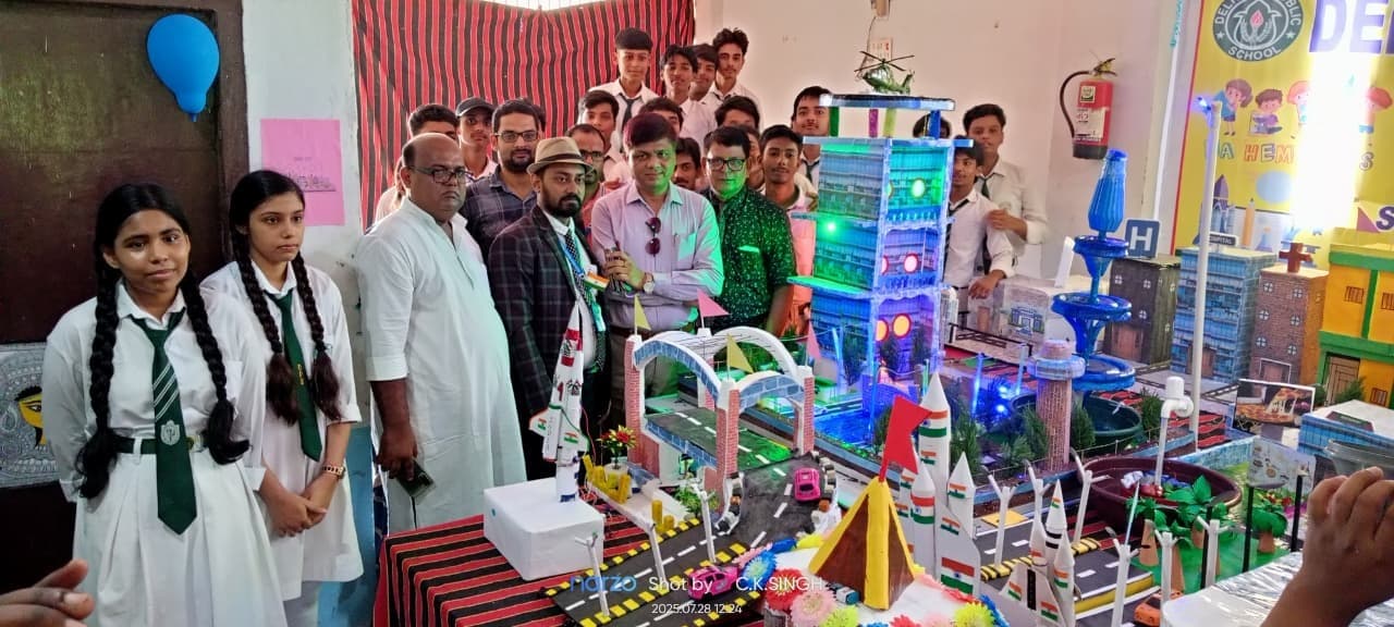 Madhubani : छात्रों ने विज्ञान प्रदर्शनी में परियोजनाओं व मॉडल किया प्रदर्शित