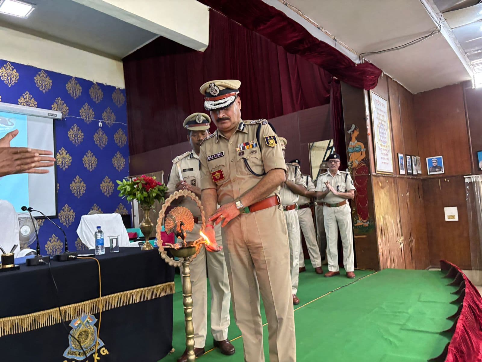 सीआरपीएफ केन्द्र में महिला सिपाही का प्रशिक्षण शुरू