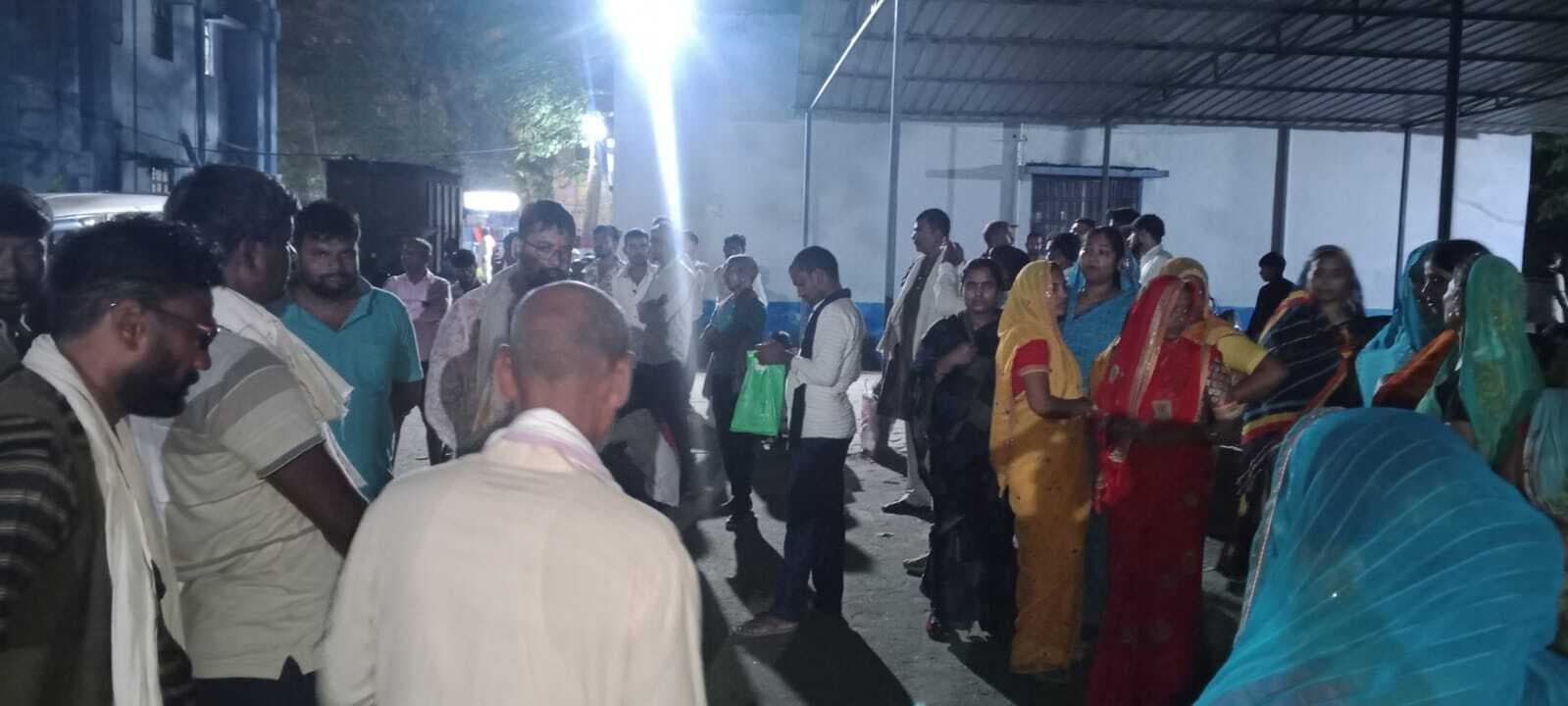 विद्युत प्रवाहित पोल की चपेट में आने से किसान की मौत