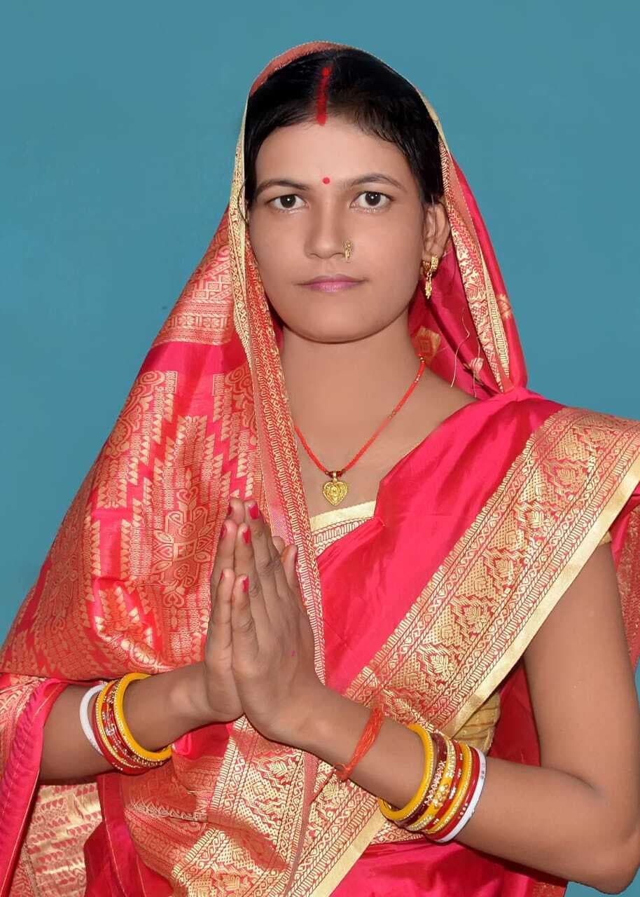 जमीन रिकॉर्ड से छेड़छाड़ और बाढ़ राहत राशि में घोटाले का आरोप