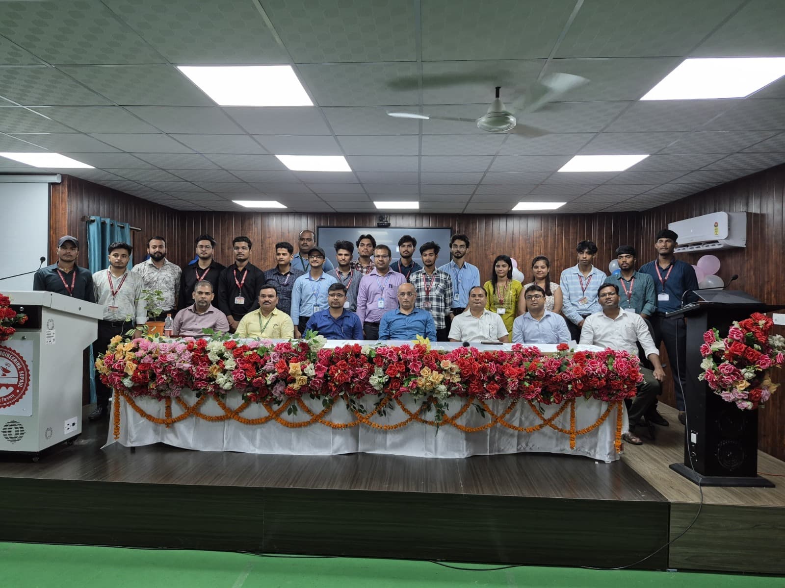 प्रतिस्पर्धात्मक युग में बहुआयामी दक्षता ही सफलता की है कुंजी: प्रो डॉ संदीप तिवारी