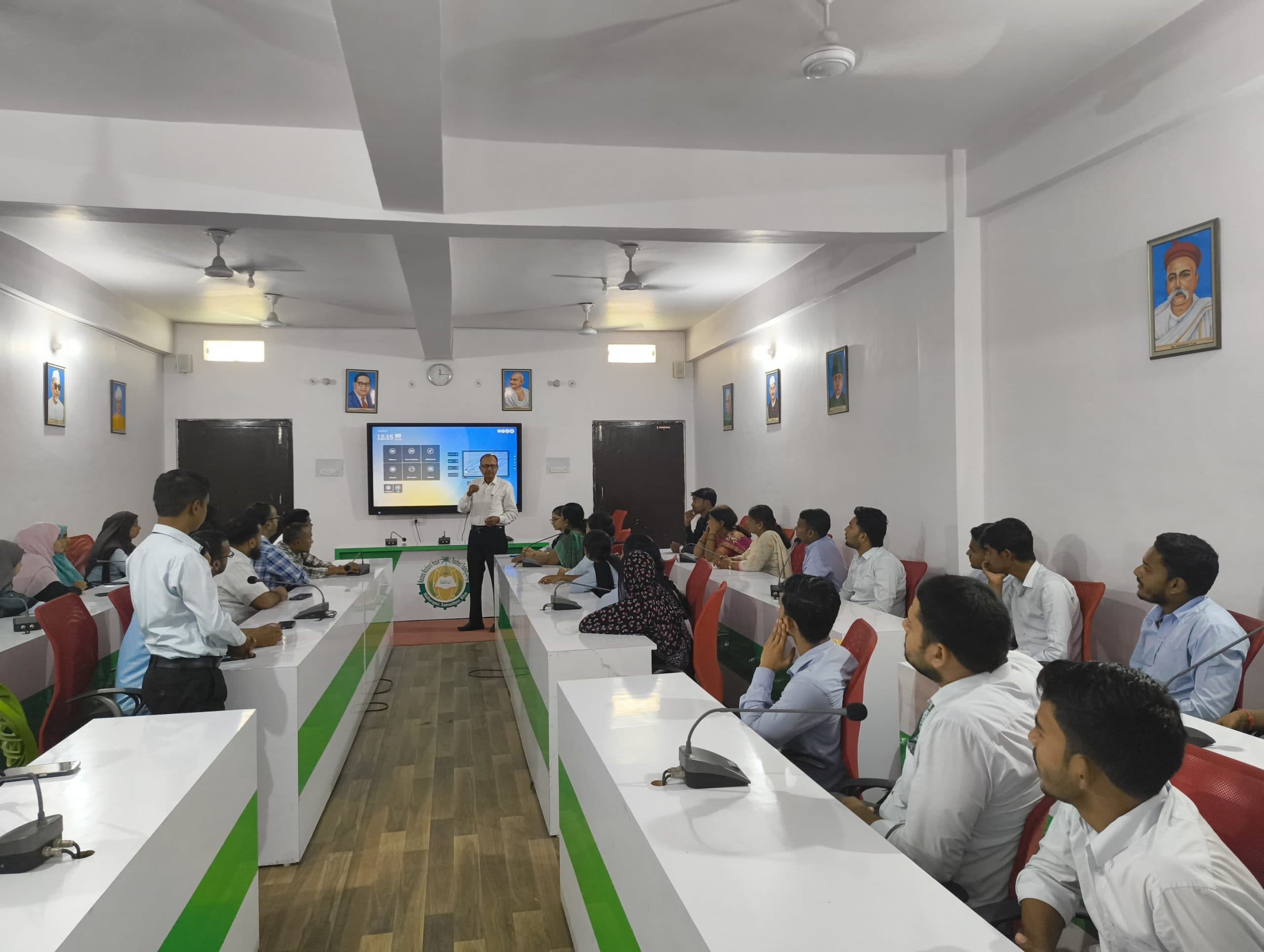 Samastipur News:मौलाना मजहरुल हक टीचर्स ट्रेनिंग कॉलेज में हुआ शिक्षा समागम