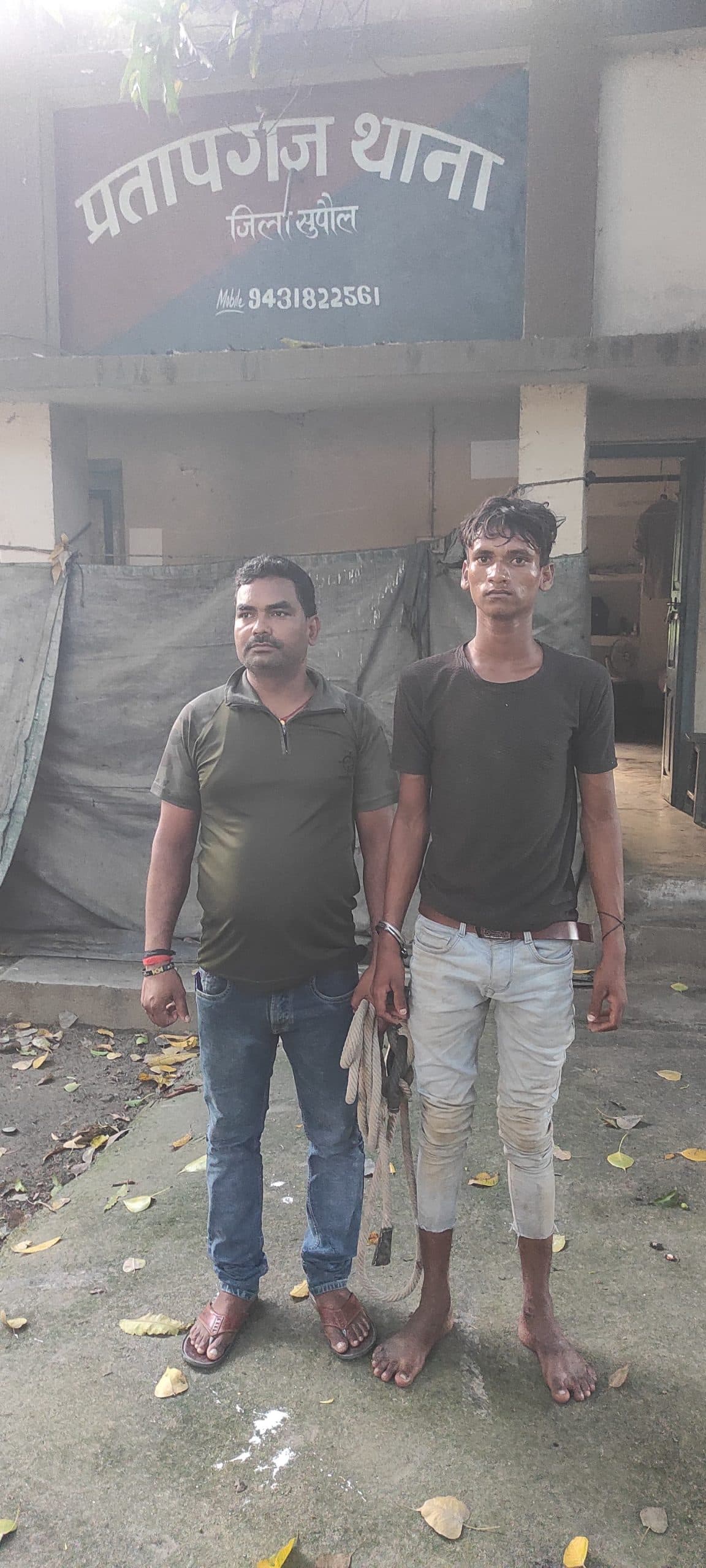 24 घंटे के भीतर चोरी गयी बाइक के साथ चोर गिरफ्तार