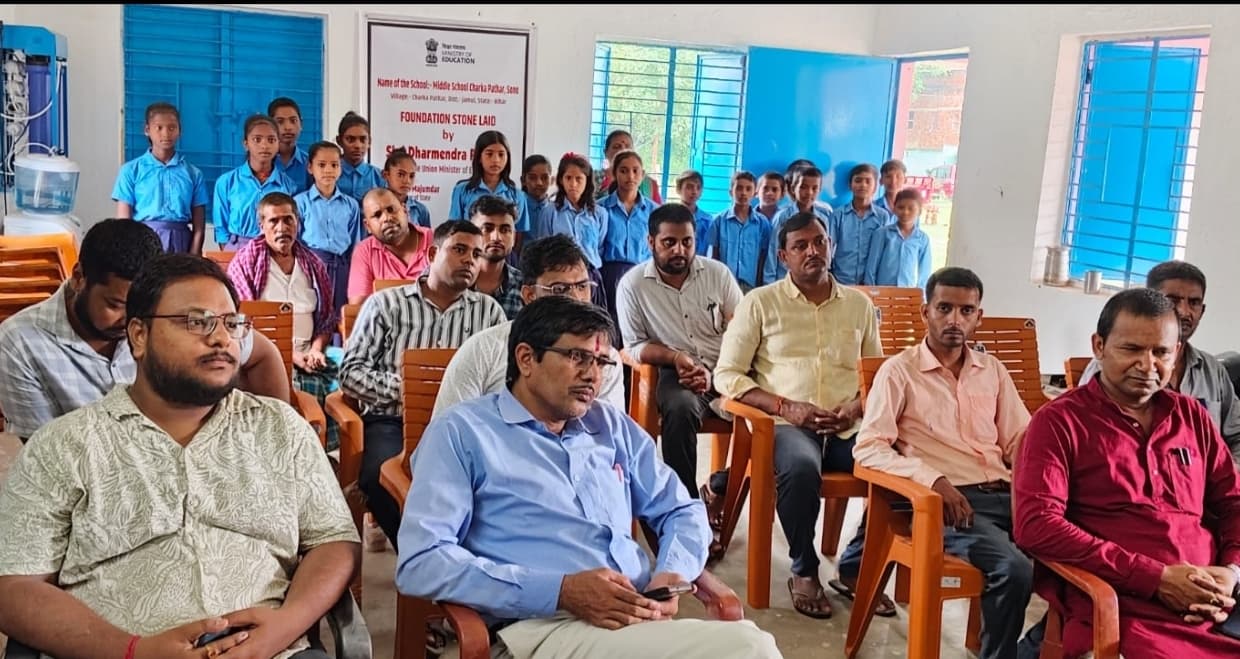 छात्रावास बनने से बेहतर शिक्षा से जुड़ेंगे दूर गांव के जनजातीय विद्यार्थी