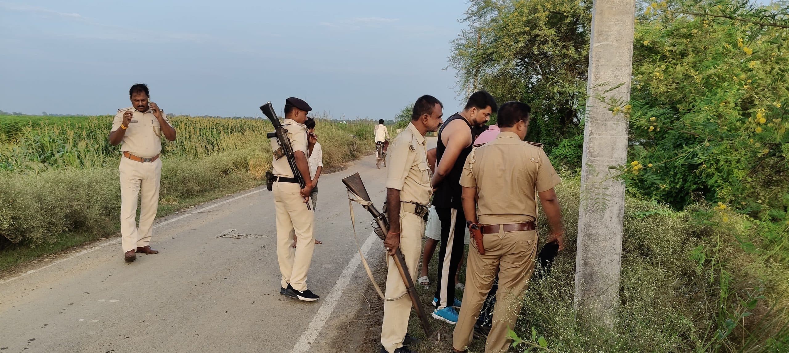 पुलिया के नीचे पानी में बह रहे युवक का शव बरामद