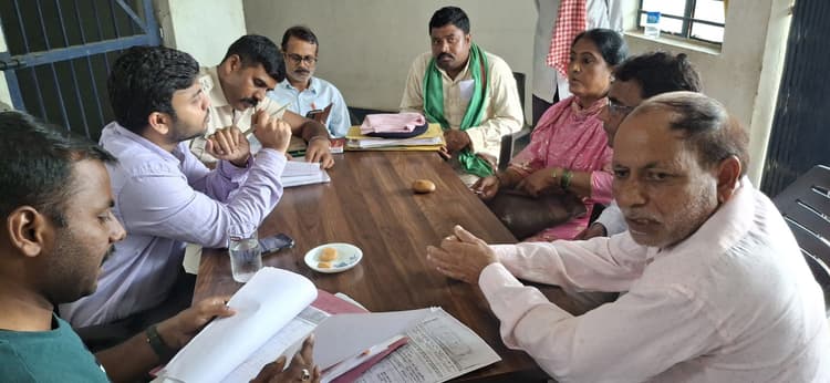 Bokaro News : कसमार में थाना दिवस पर वर्षों पुराने चार भूमि विवादों का हुआ निपटारा