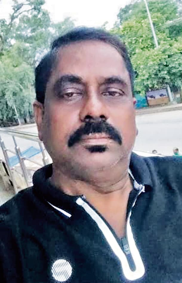 कल्याण विभाग के लिपिक ने सरकारी आवास में लगायी फांसी