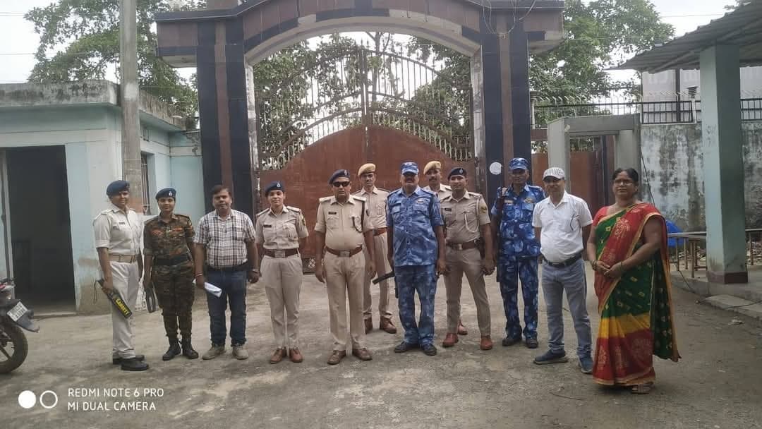 जिला मुख्यालय के 12 केंद्रों पर शांतिपूर्ण हुई सिपाही भर्ती लिखित परीक्षा, कदाचार के आरोप में कोई निष्कासित नहीं