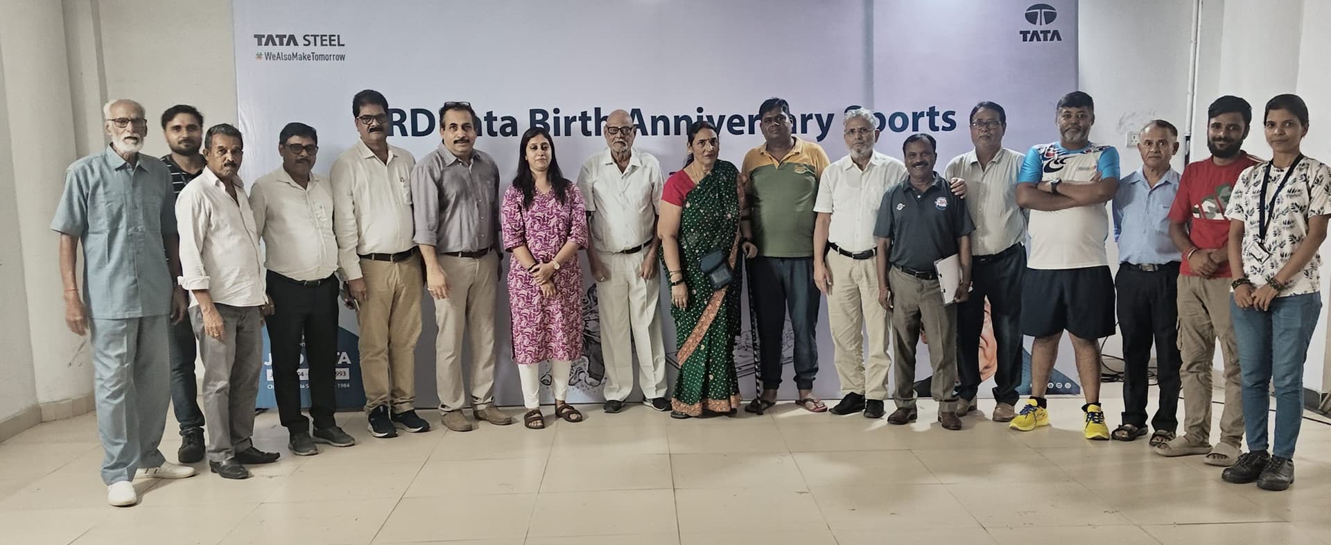 senior citizen carrom tournament: जेआरडी में वरिष्ठ नागरिकों के लिए कैरम प्रतियोगिता आयोजित