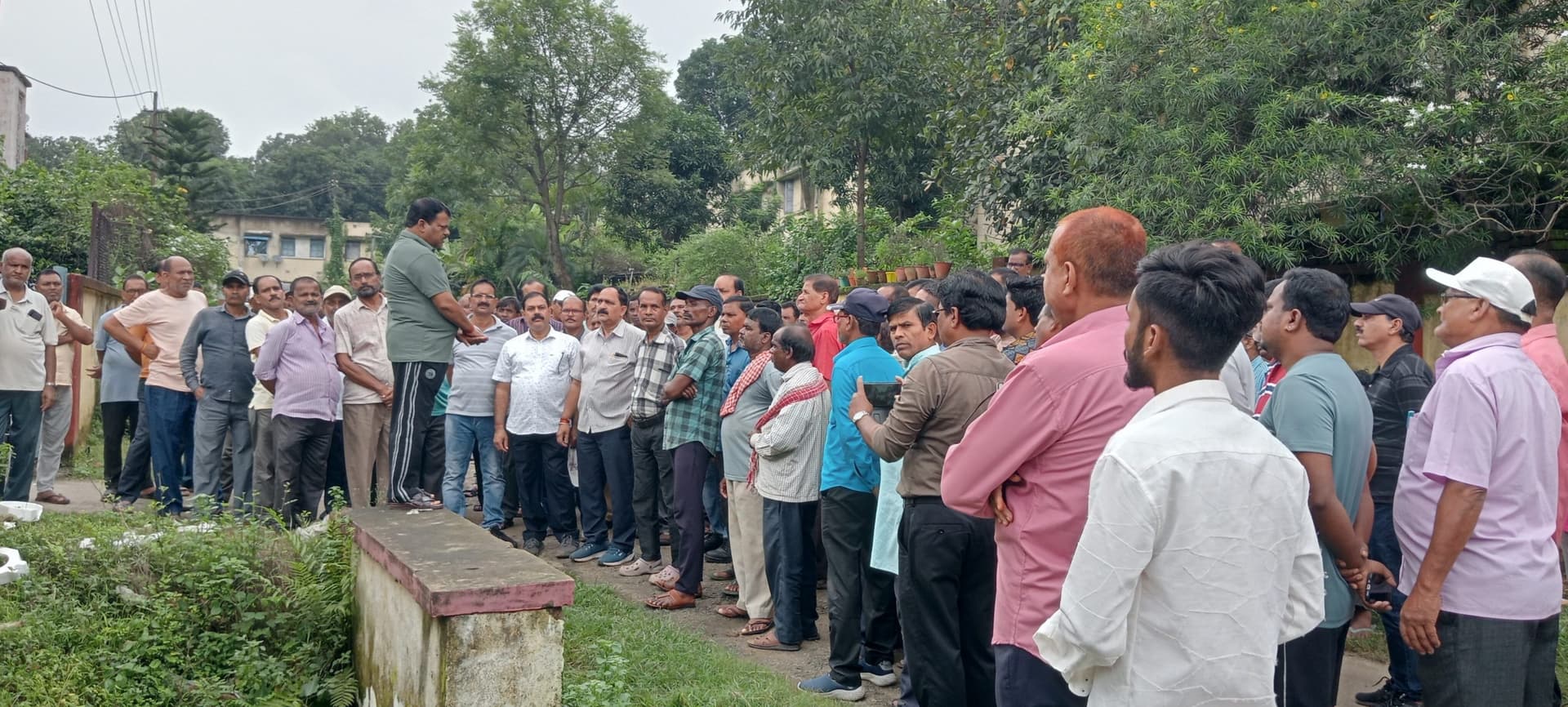 Bokaro News: स्मार्ट मीटर के विरोध में सप्लाई मजदूरों का प्रदर्शन दूसरे दिन भी जारी