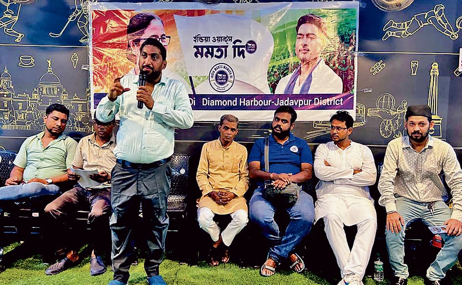 सोनारपुर : जनसंपर्क बढ़ाने के लिए तृणमूल का ‘चायेर आड्डा’ कार्यक्रम