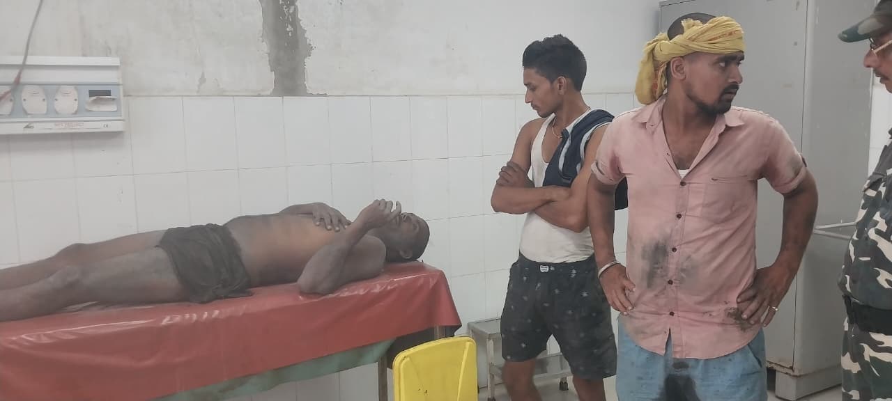 पहड़िया में मोटर चलाने गया युवक करेंट से झुलसा