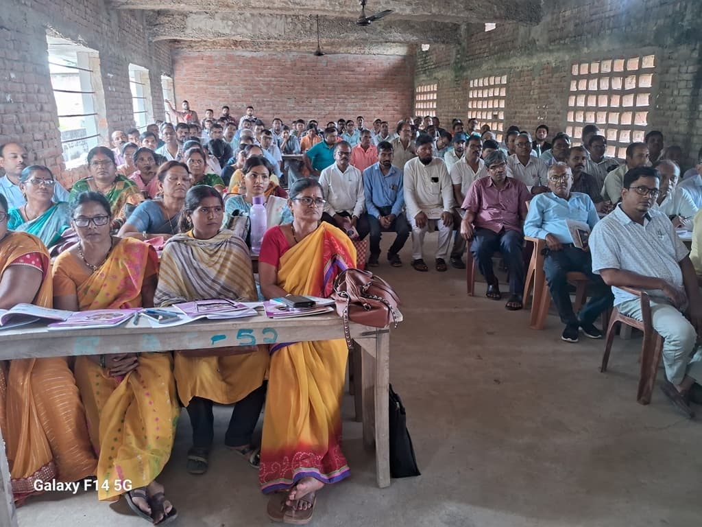 गुरु गोष्ठी में विद्यार्थियों को गुणत्तापूर्ण शिक्षा उपलब्ध कराने पर जोर