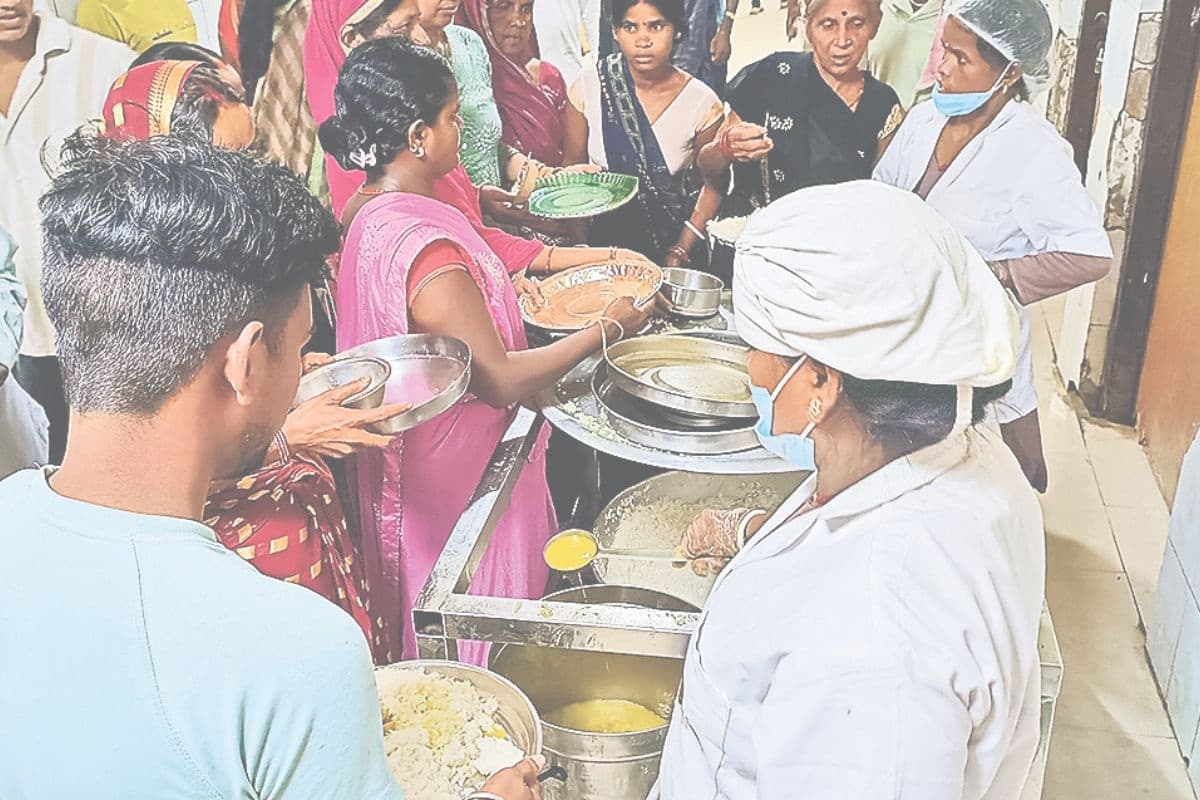 Gaya: गया में मरीजों के परिजनों को 20 रुपये में मिलेगा खाना, एएनएमएमसीएच ने जारी किया आदेश