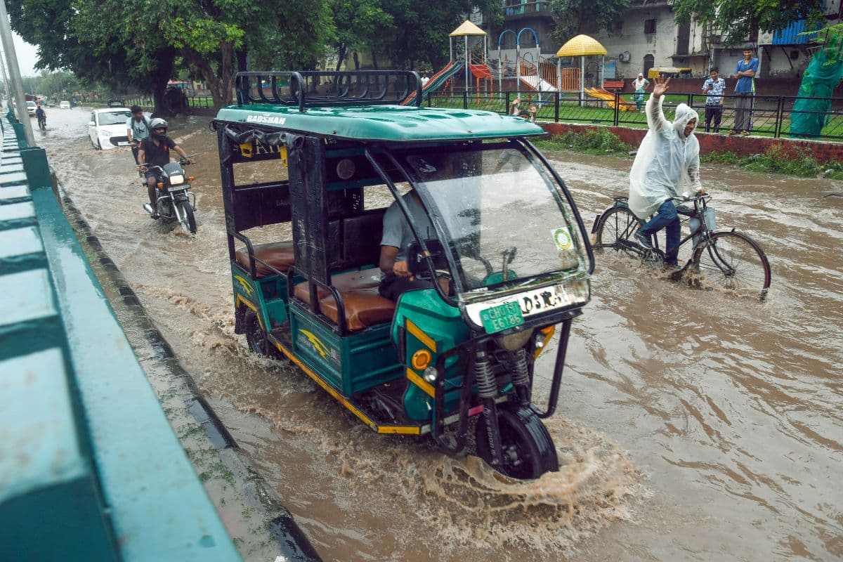 यूपी में मानसून का कहर! 9 जुलाई तक मूसलाधार बारिश और वज्रपात का अलर्ट