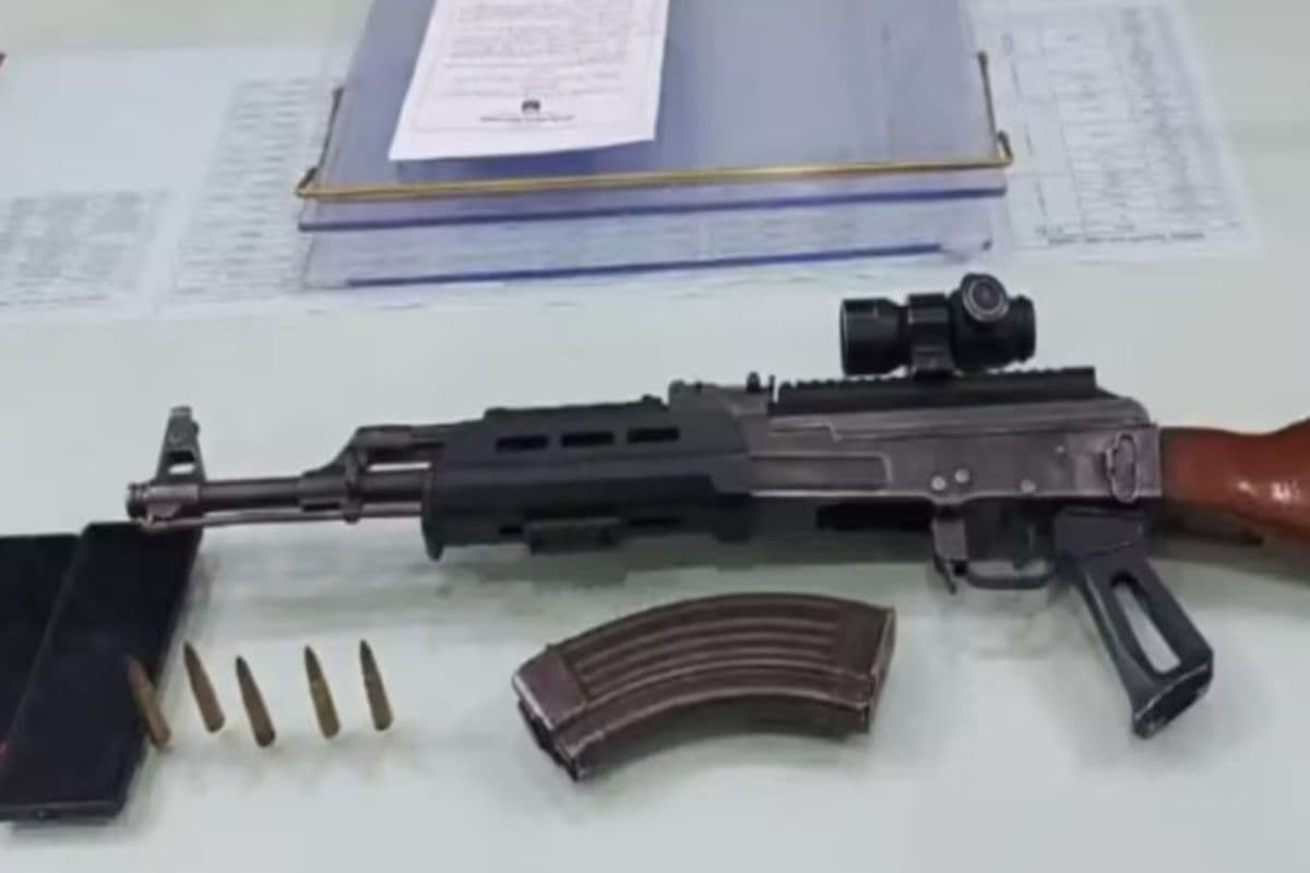 बिहार में AK-47 का खेल, कौन बांट रहा मौत का सामान? NIA कर रही अंतरराष्ट्रीय नेटवर्क को ट्रेस बिहार में AK-47 का खेल, कौन बांट रहा मौत का सामान? NIA कर रही अंतरराष्ट्रीय नेटवर्क को ट्रेस