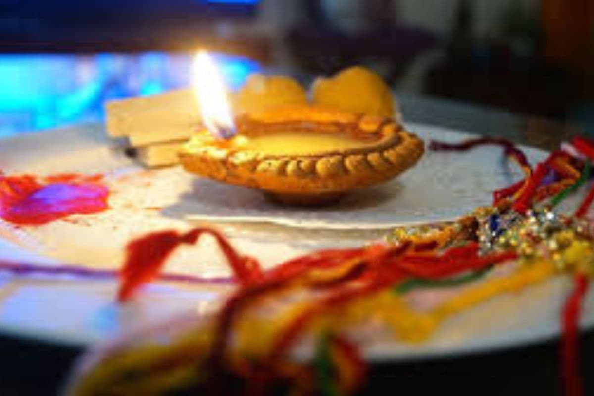 Rakshabandhan Special:राखी का सबसे बड़ा तोहफ़ा,भाई ने किडनी देकर बचाई बहन की जान Rakshabandhan Special:राखी का सबसे बड़ा तोहफ़ा,भाई ने किडनी देकर बचाई बहन की जान