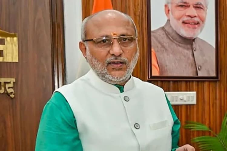 Vice Presidential Election: सीपी राधाकृष्णन को NDA ने बनाया अपना उम्मीदवार, नीतीश कुमार ने दी शुभकामनाएं