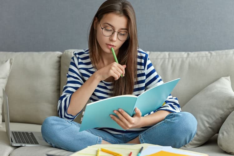 UPSSSC PET Admit Card 2025: यूपीएसएसएससी पीईटी सितंबर में होगी, परीक्षा और Exam Pattern यहां देखें