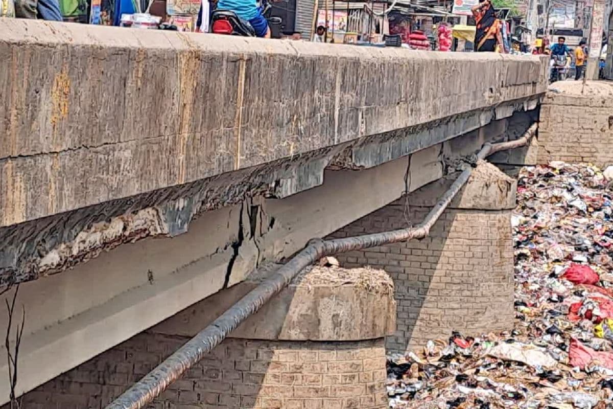 Gopalganj News: हादसे को निमंत्रण दे रहा बेतिया- गोपालगंज को जोड़ने वाला पुल, आवागमन हो सकता है ठप