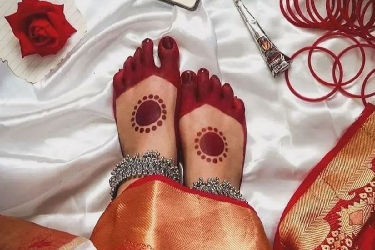 Hartalika Teej New Alta Design:पैरों को सजाएं खूबसूरत और ट्रेंडी डिजाइनों से
