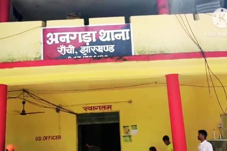 रांची में नकली शराब फैक्ट्री का भंडाफोड़, 5 आरोपी गिरफ्तार