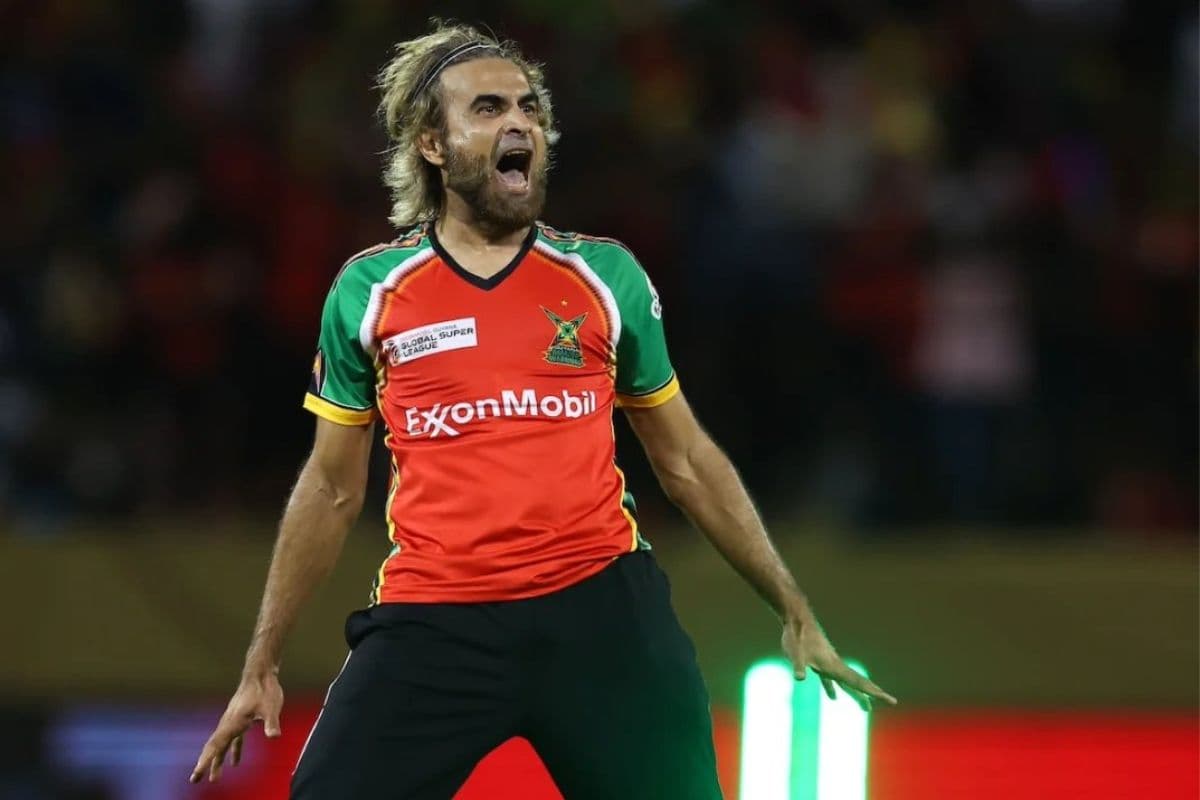 Imran Tahir celebrates his wicket.