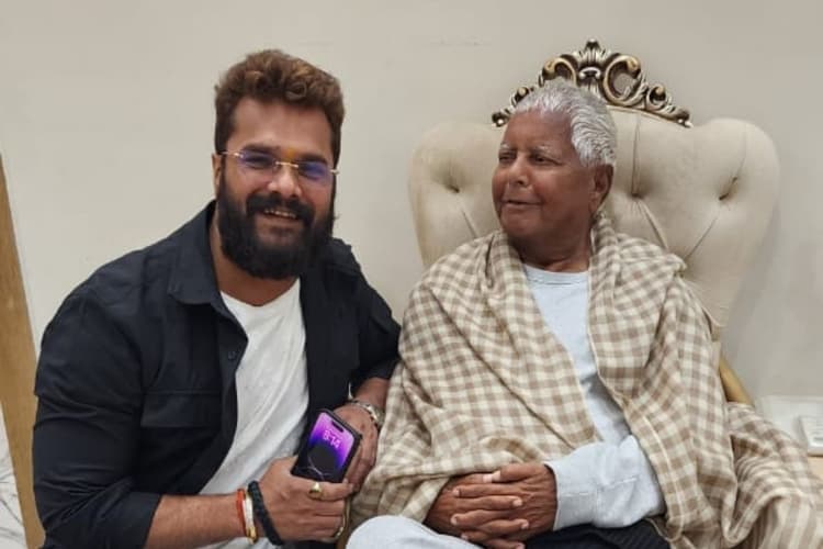 विधानसभा चुनाव लड़ेंगे खेसारी लाल यादव? तेजस्वी का लिया आशीर्वाद, SIR पर कह दी ये बड़ी बात