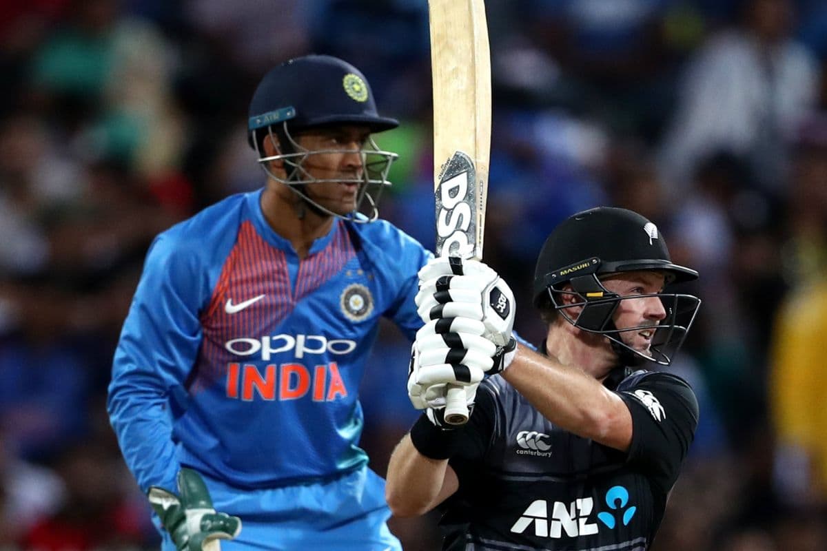 MS Dhoni and Henry Nicholls during 2019 ODI World Cup Semifinal