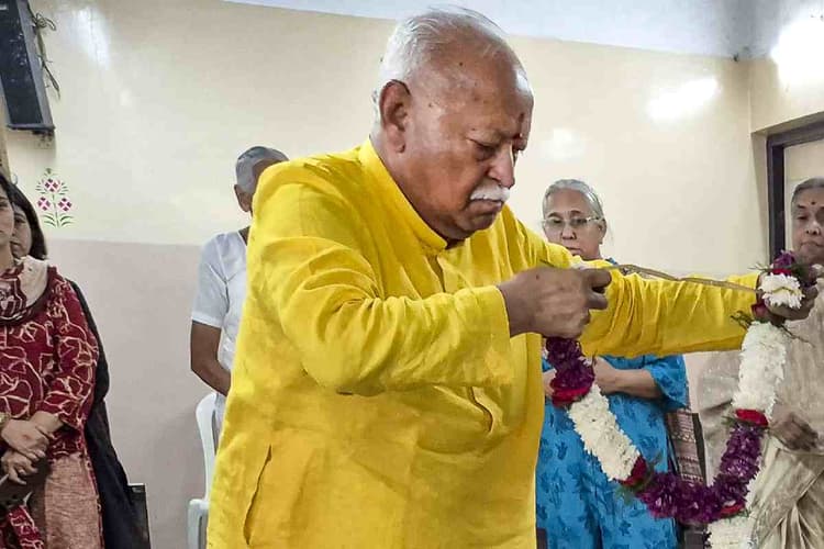 Malegaon Blast Case: …तो मोहन भागवत हो जाते गिरफ्तार, जानें किसने किया ये दावा