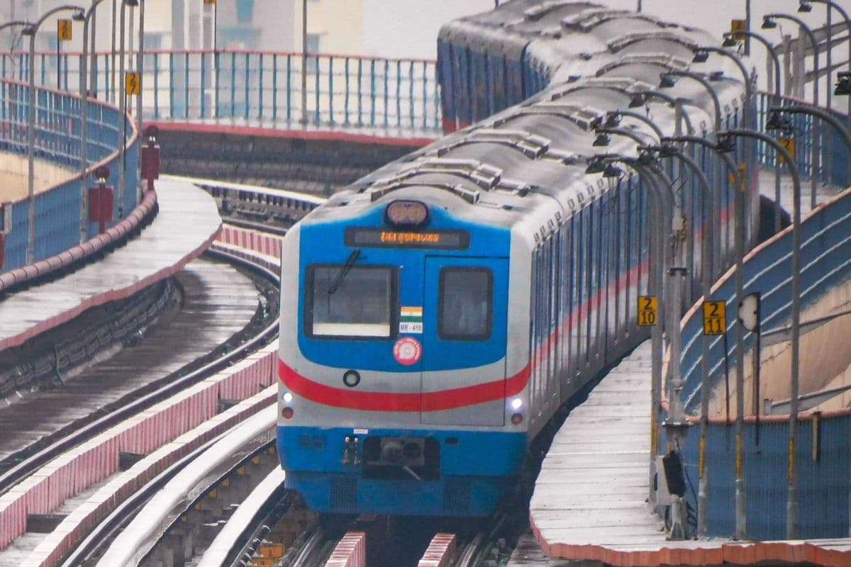 Metro Train Metro Train