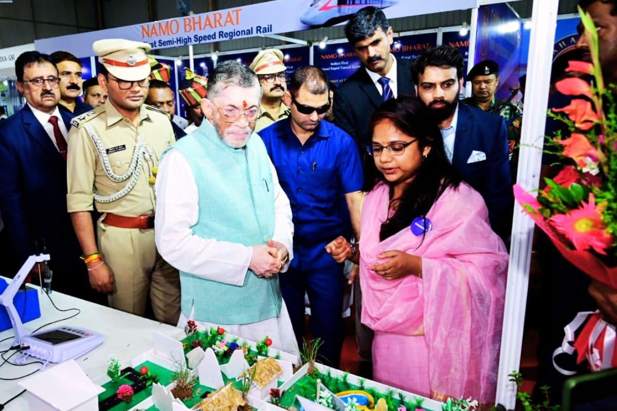 Swarnim Bharat Expo-2025 in Ranchi Governor Santosh Kumar Gangwar Swarnim Bharat Expo-2025 in Ranchi Governor Santosh Kumar Gangwar
