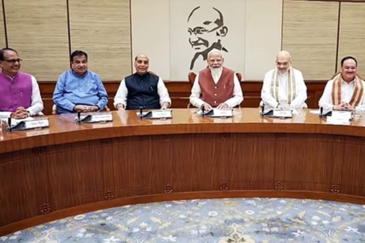 Union Cabinet Decision: पीएम स्वनिधि के तहत ऋण सीमा में 5 हजार की बढ़ोतरी, 2030 राष्ट्रमंडल खेल की मेजबानी को भी हरी झंडी