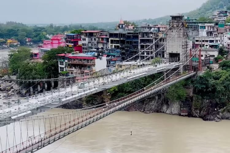 Tourist Place In Bihar: लक्ष्मण झूला का मजा अब बिहार में, इस जिले में हूबहू तैयार हो रहा राज्य का पहला सस्पेंशन ब्रिज