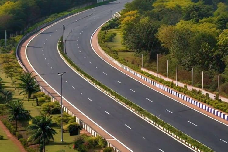 New Road In Bihar: बिहार के इस जिले में एक साथ तीन सड़कों का शिलान्यास, जानिए कैसे मिलेगा फायदा?