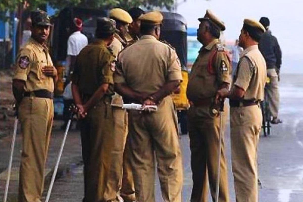 bhagalpur crime news| After 7 years, action taken against 9 police officers including 2 DSPs of Bhagalpur in acid attack case bhagalpur crime news| After 7 years, action taken against 9 police officers including 2 DSPs of Bhagalpur in acid attack case