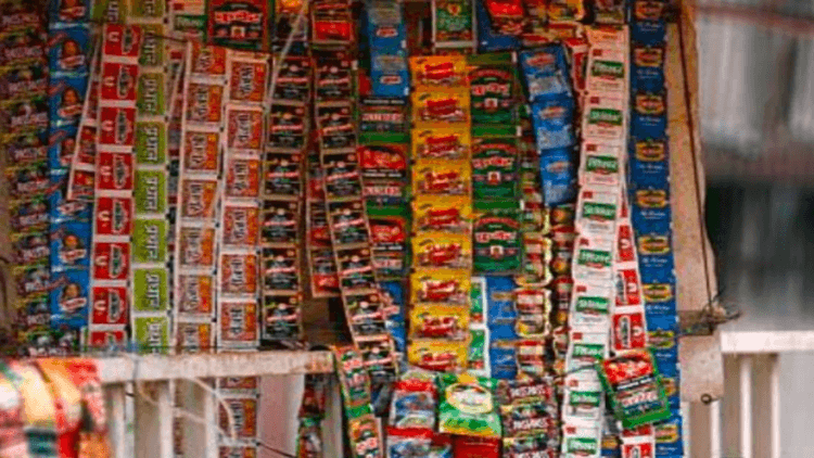 विमल और शिखर पान मसाला पर छापा, करोड़ों की टैक्स चोरी का खुलासा, चार ट्रक सीज